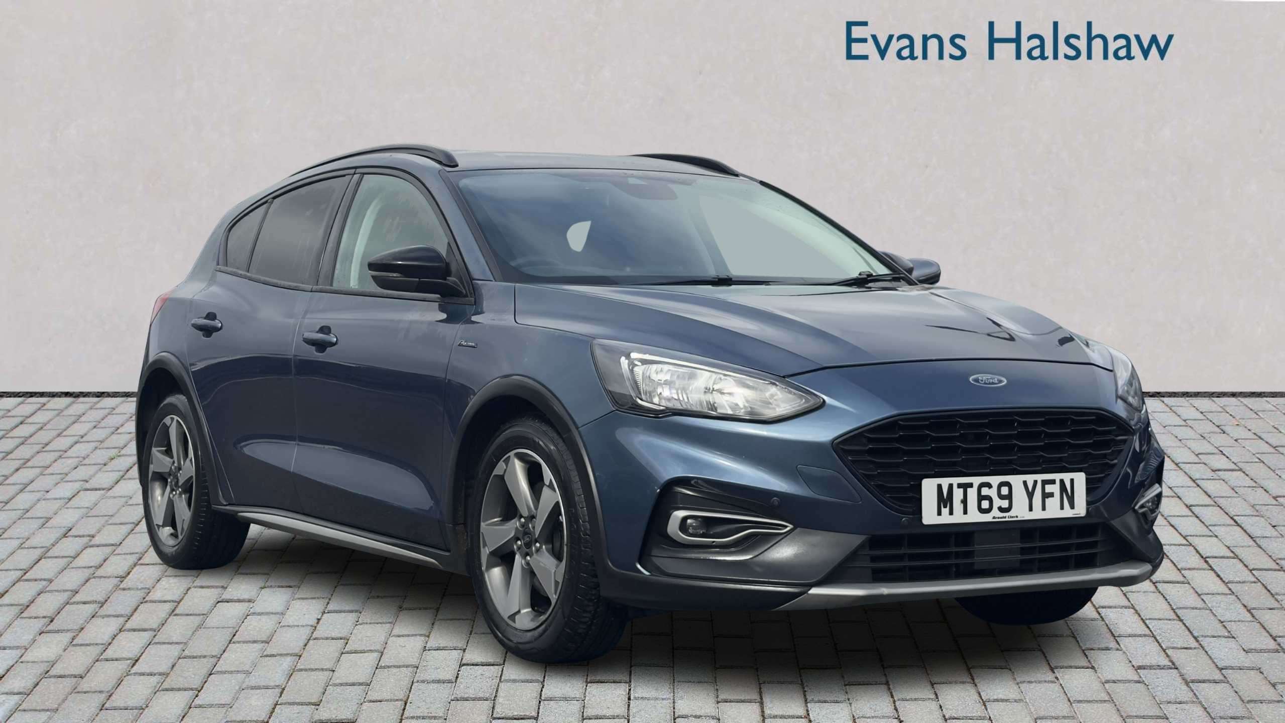 Main listing image - Ford Focus Active