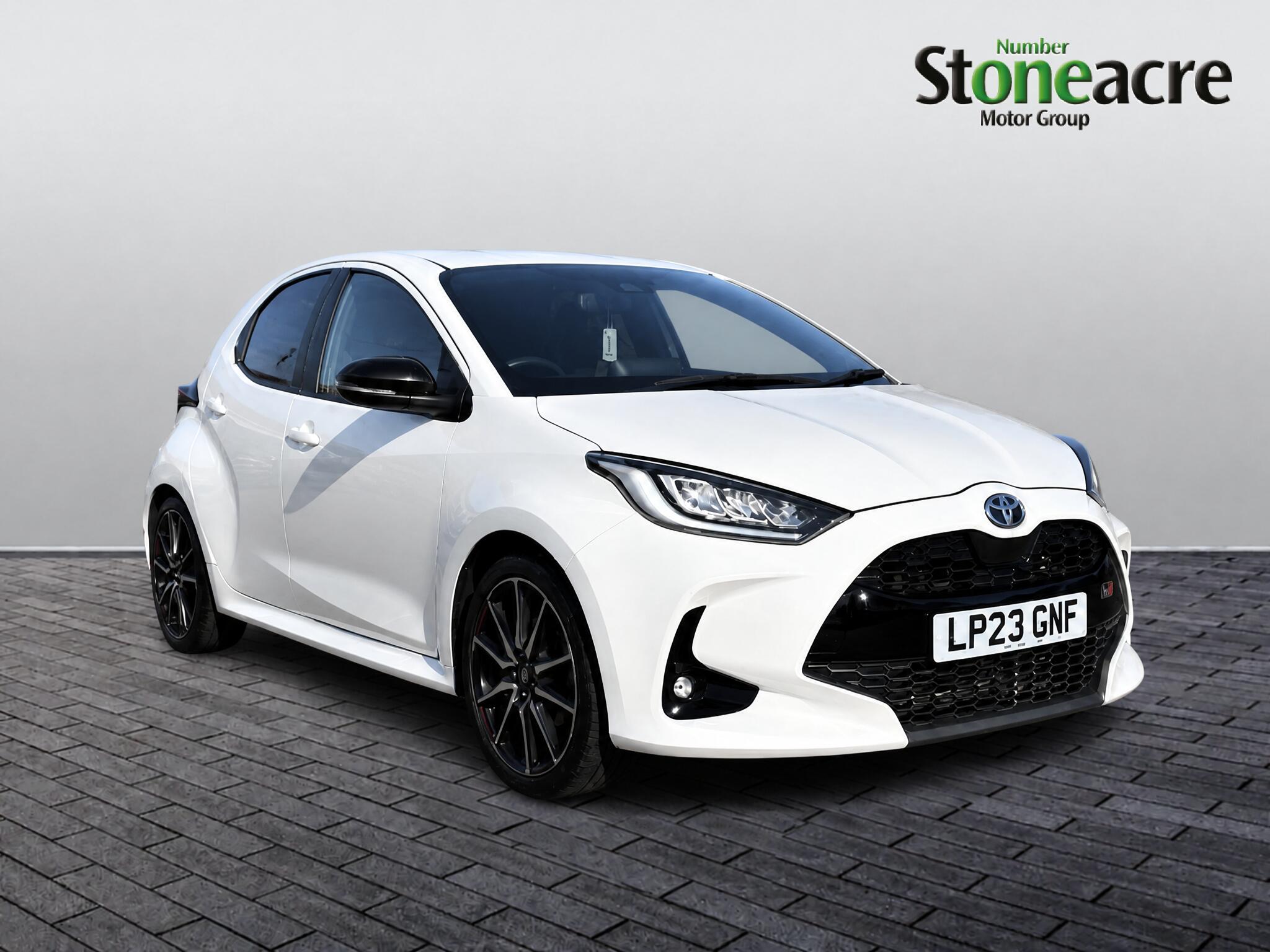 Main listing image - Toyota Yaris