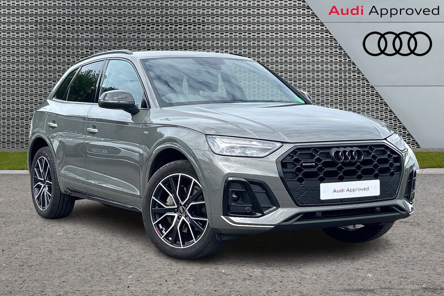 Main listing image - Audi Q5