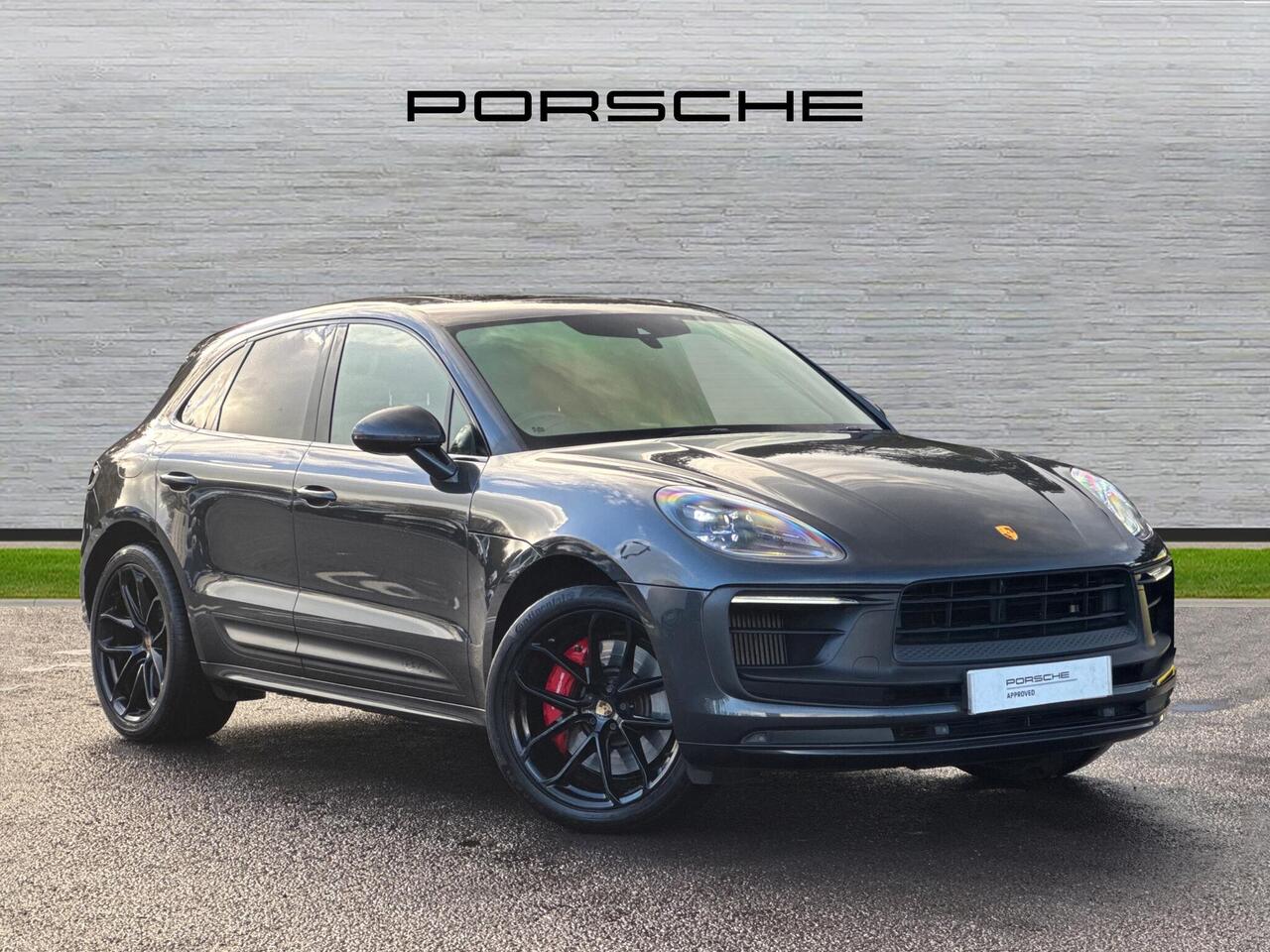 Main listing image - Porsche Macan
