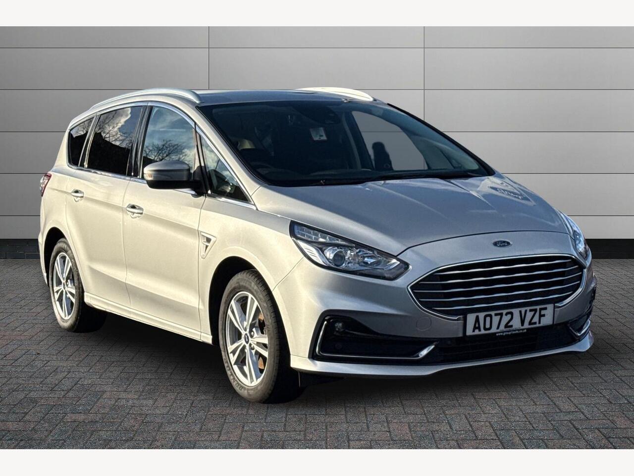 Main listing image - Ford S-MAX