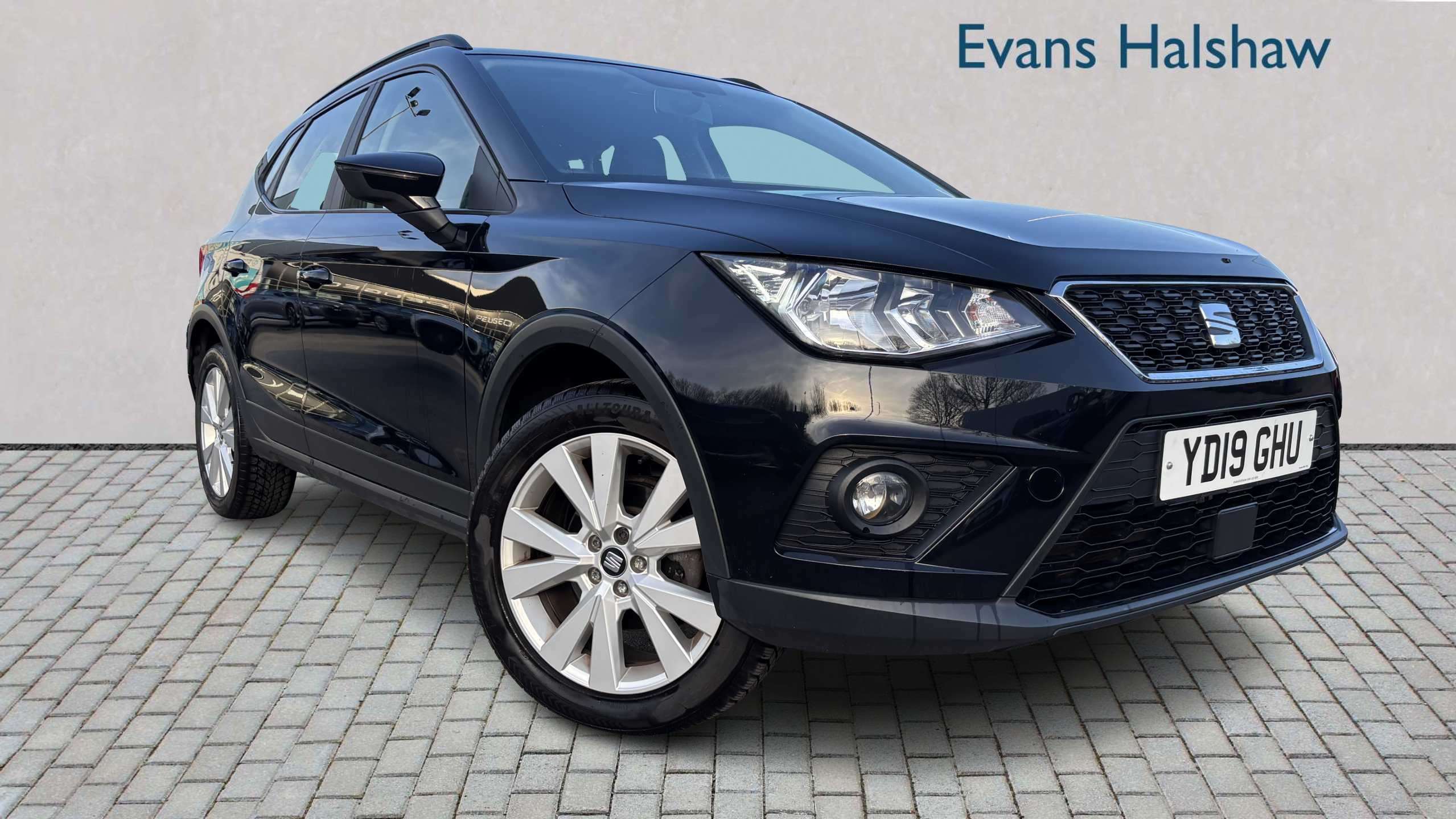 Main listing image - SEAT Arona