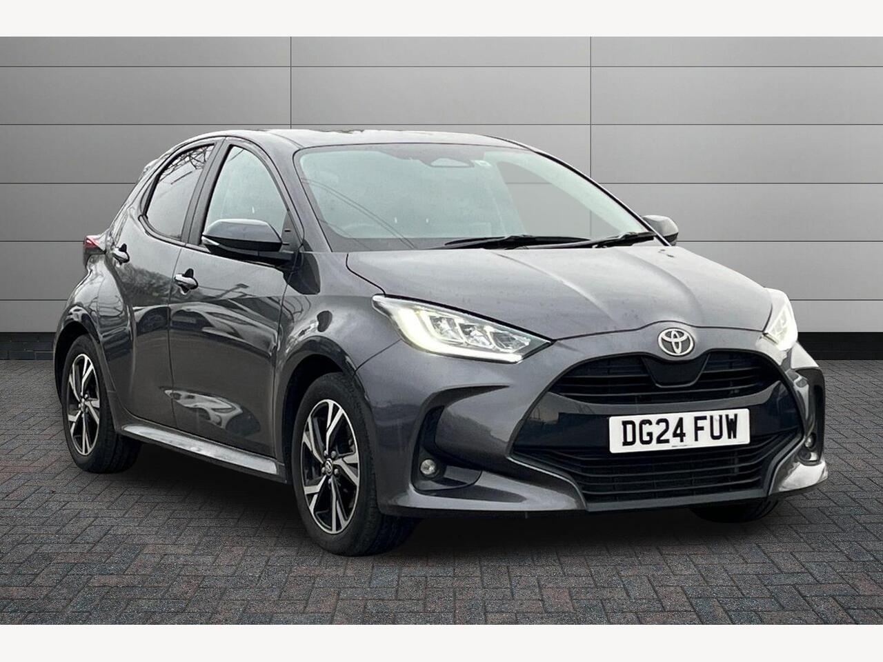 Main listing image - Toyota Yaris