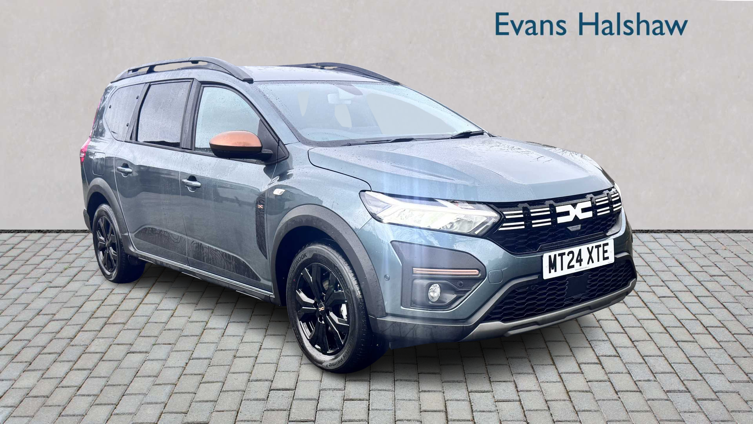 Main listing image - Dacia Jogger