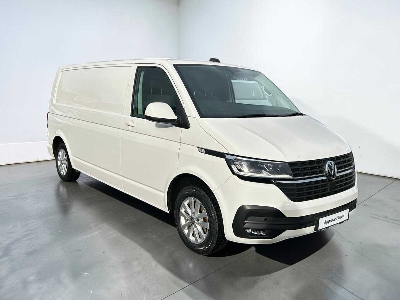 Main listing image - Volkswagen Transporter