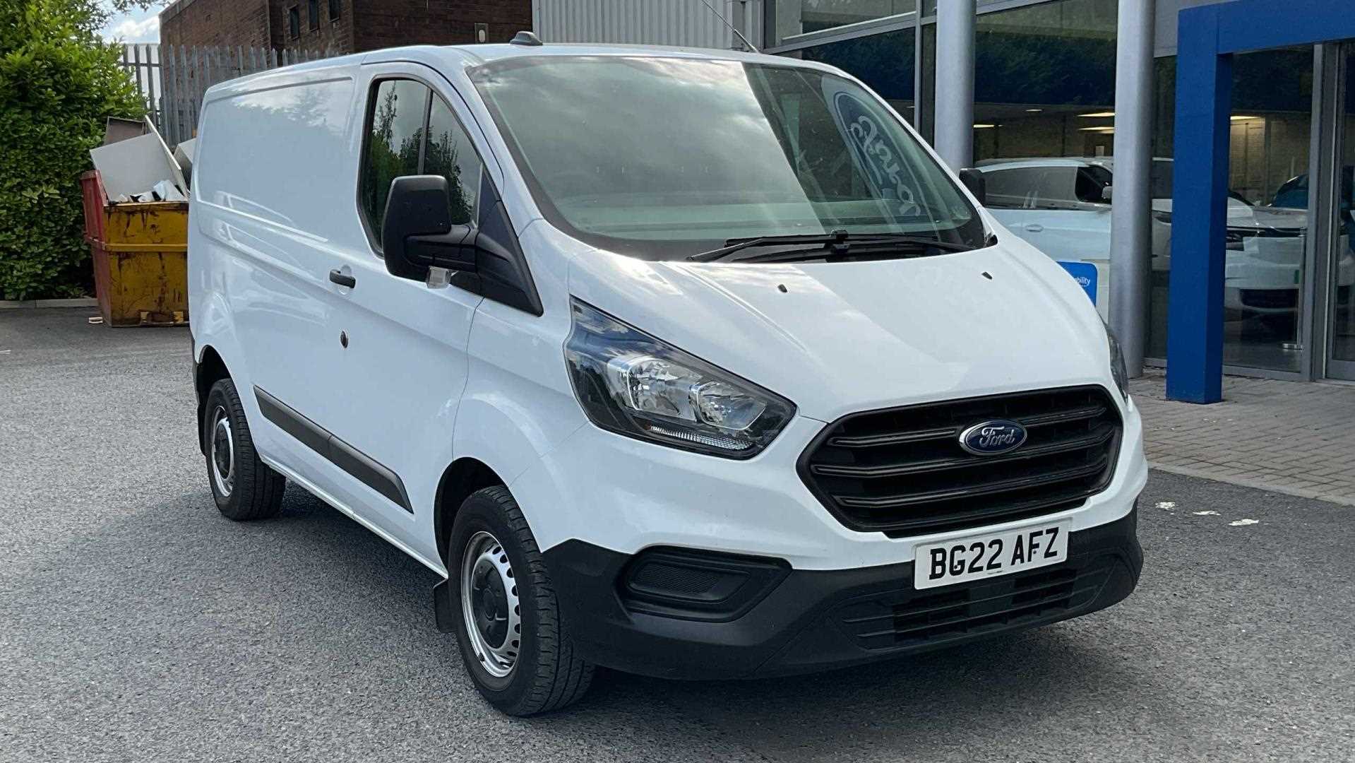 Main listing image - Ford Transit Custom
