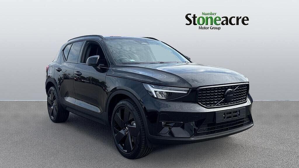 Main listing image - Volvo XC40