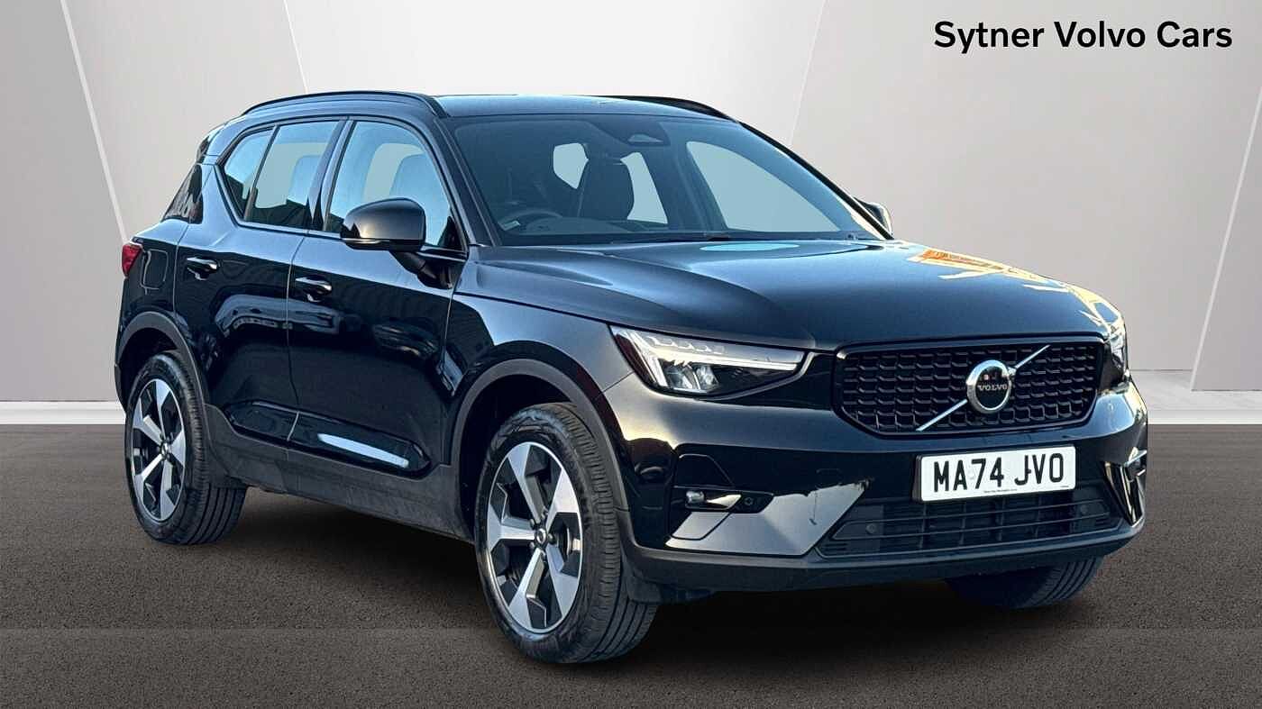 Main listing image - Volvo XC40