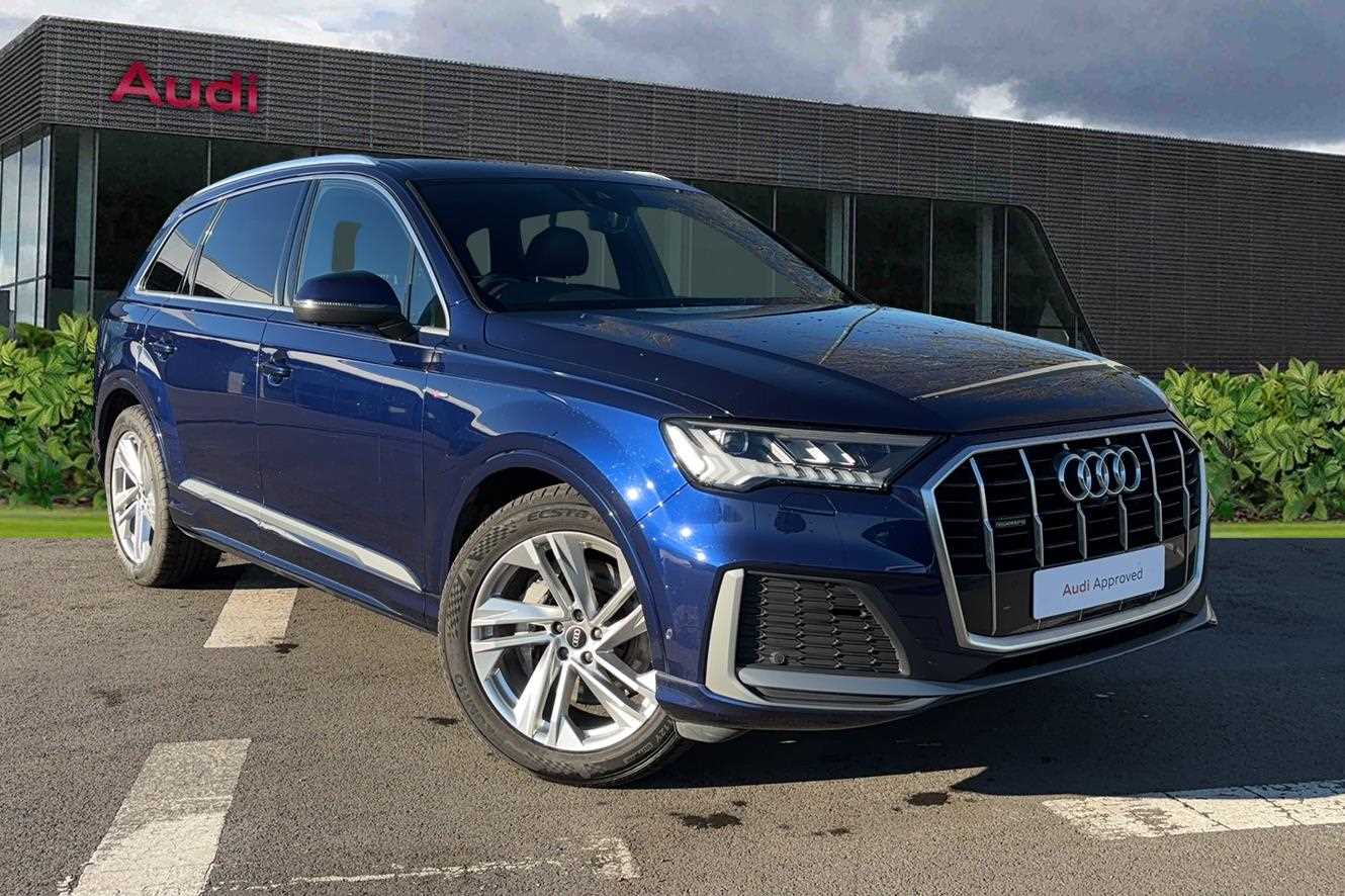 Main listing image - Audi Q7