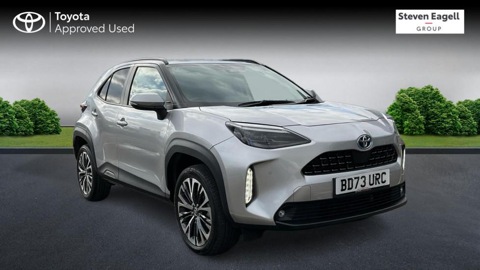 Main listing image - Toyota Yaris Cross