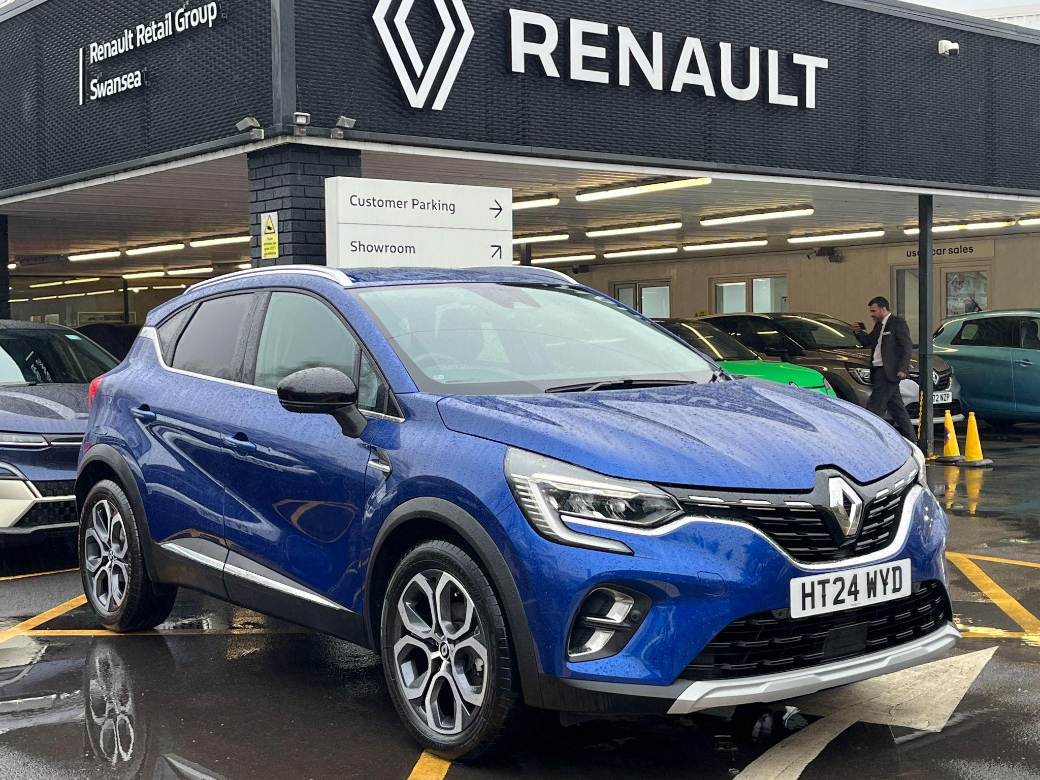 Main listing image - Renault Captur