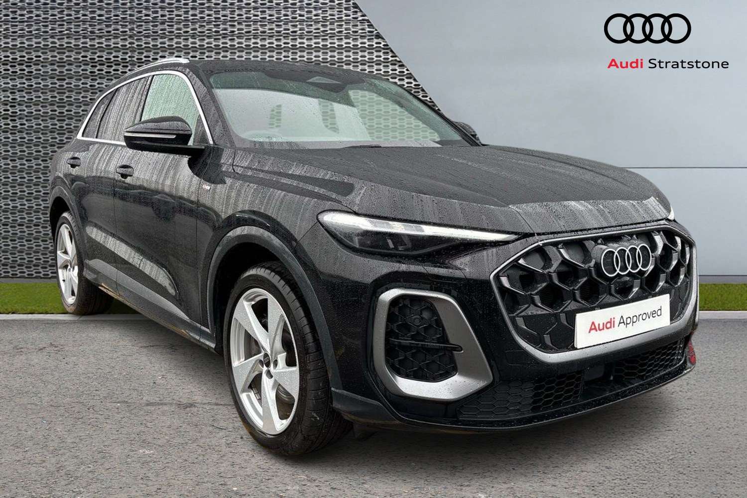 Main listing image - Audi Q5