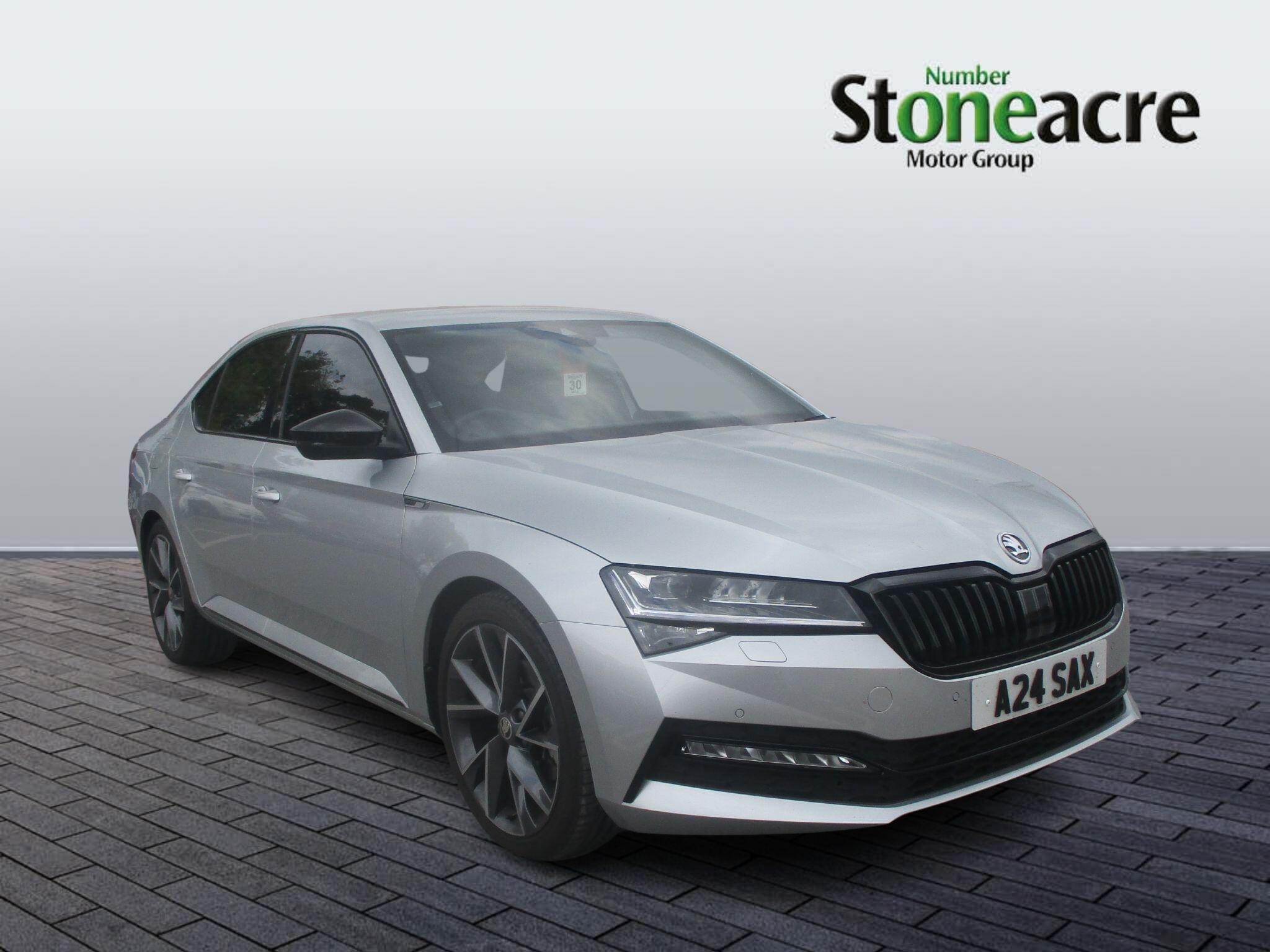 Main listing image - Skoda Superb