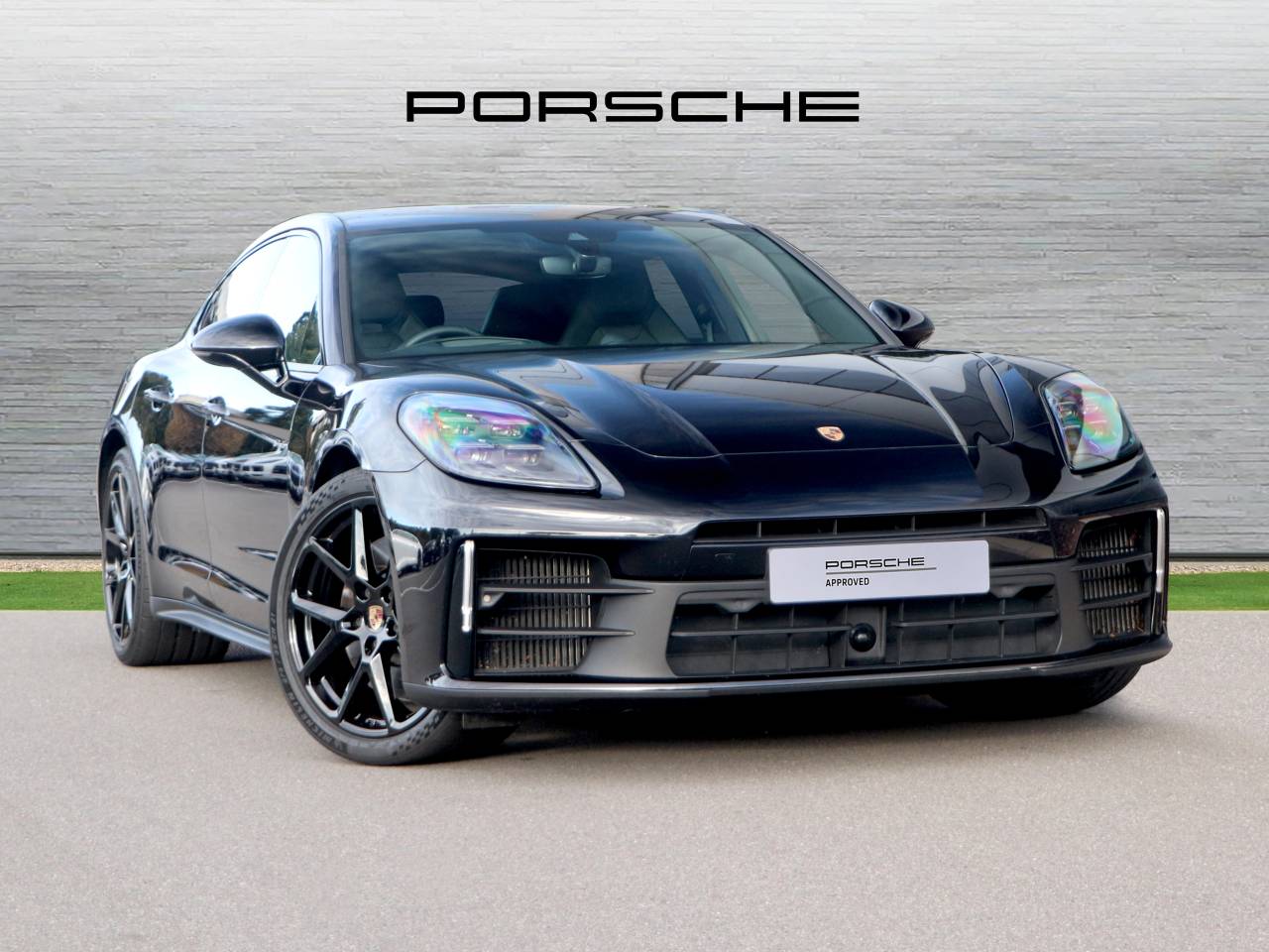 Main listing image - Porsche Panamera