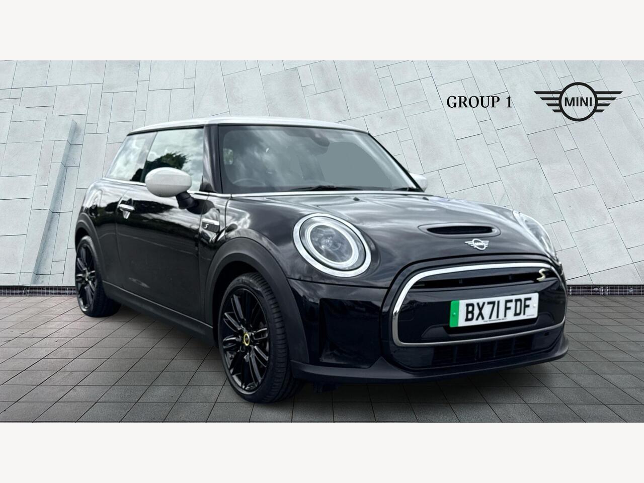 Main listing image - MINI Hatchback