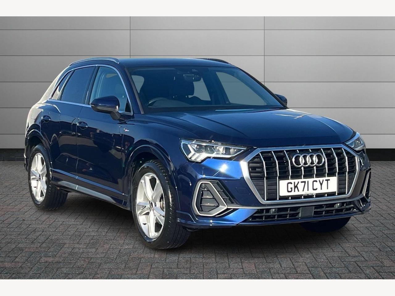 Main listing image - Audi Q3