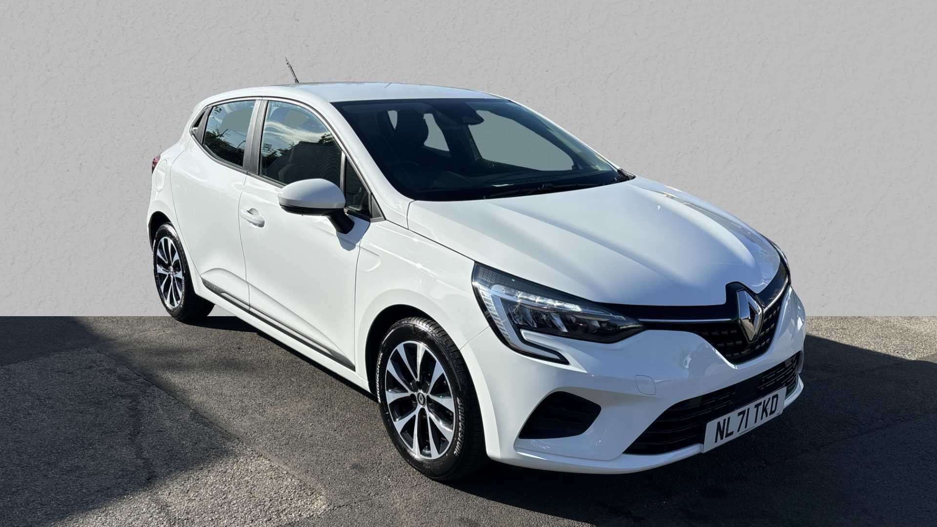 Main listing image - Renault Clio