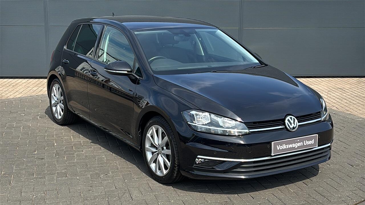 Main listing image - Volkswagen Golf