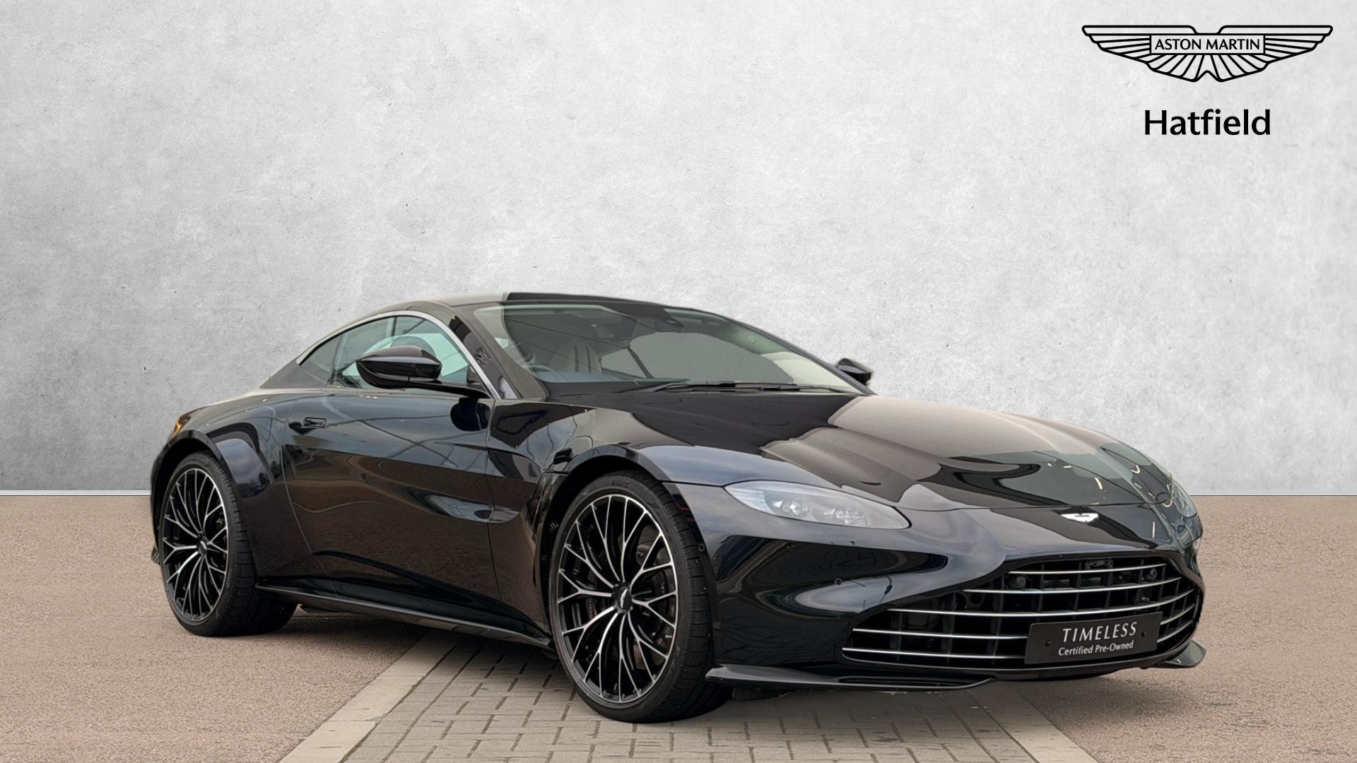 Main listing image - Aston Martin Vantage