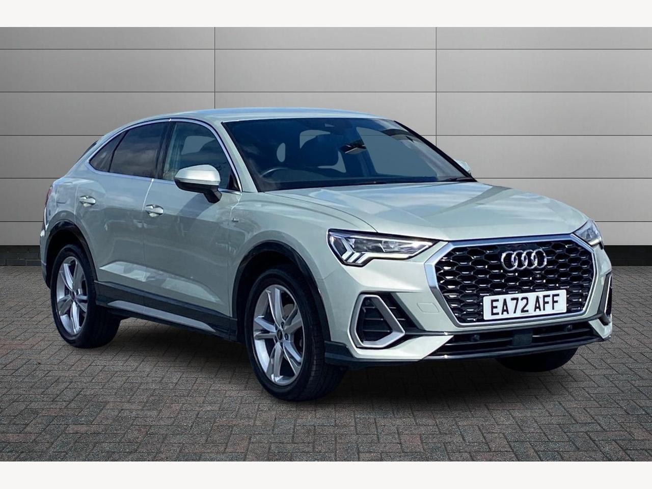 Main listing image - Audi Q3