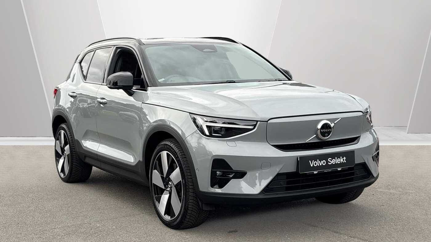 Main listing image - Volvo XC40