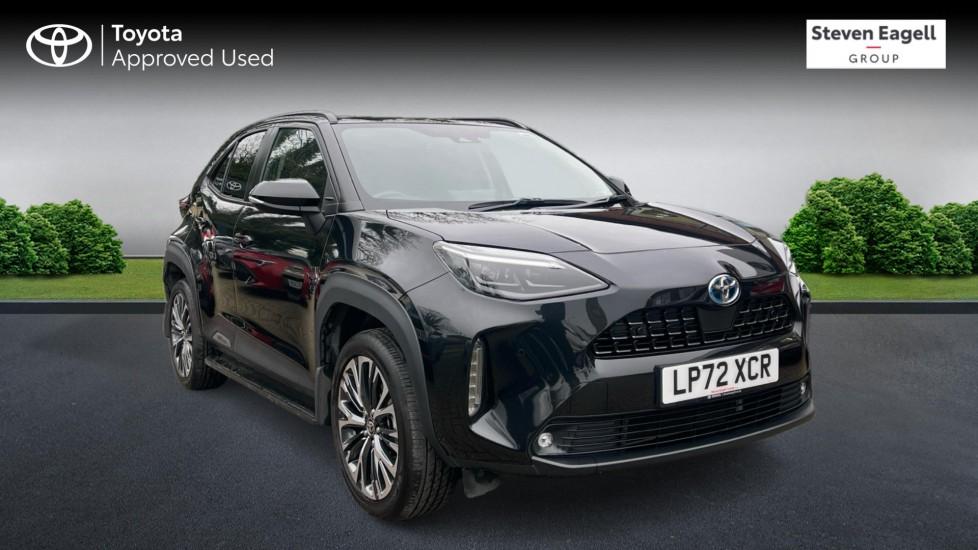 Main listing image - Toyota Yaris Cross