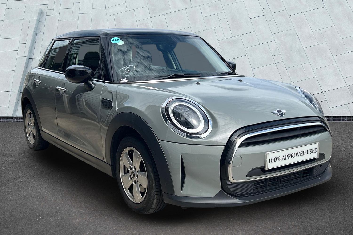 Main listing image - MINI Hatchback 5dr