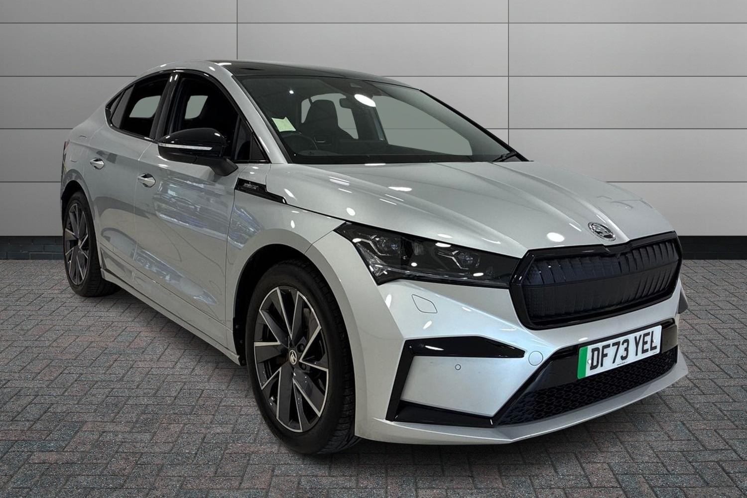 Main listing image - Skoda Enyaq