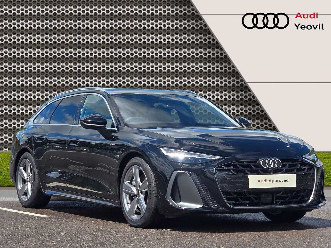 Main listing image - Audi A6