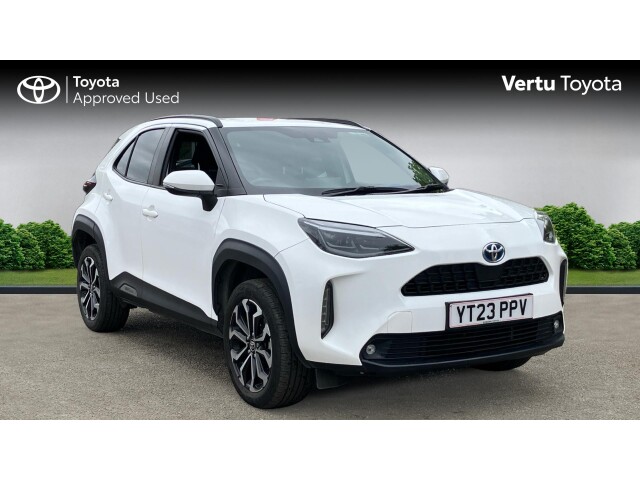 Main listing image - Toyota Yaris Cross