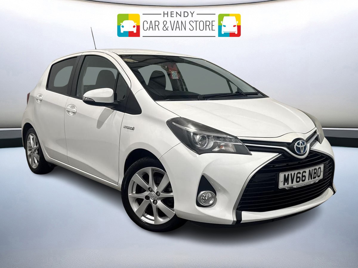 Main listing image - Toyota Yaris
