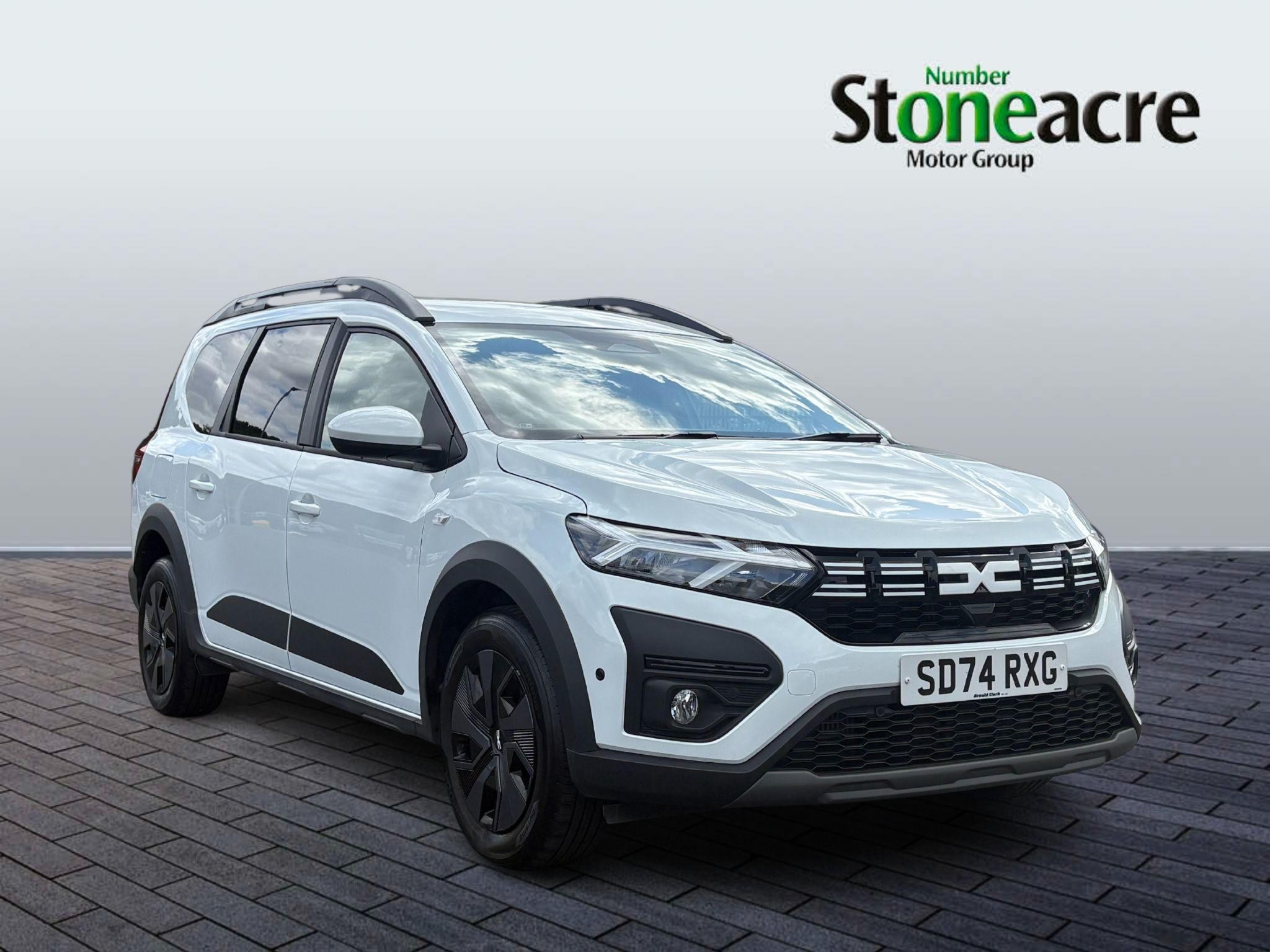 Main listing image - Dacia Jogger