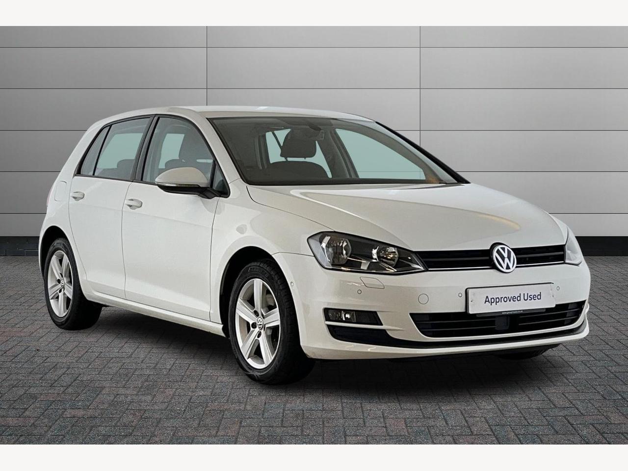 Main listing image - Volkswagen Golf