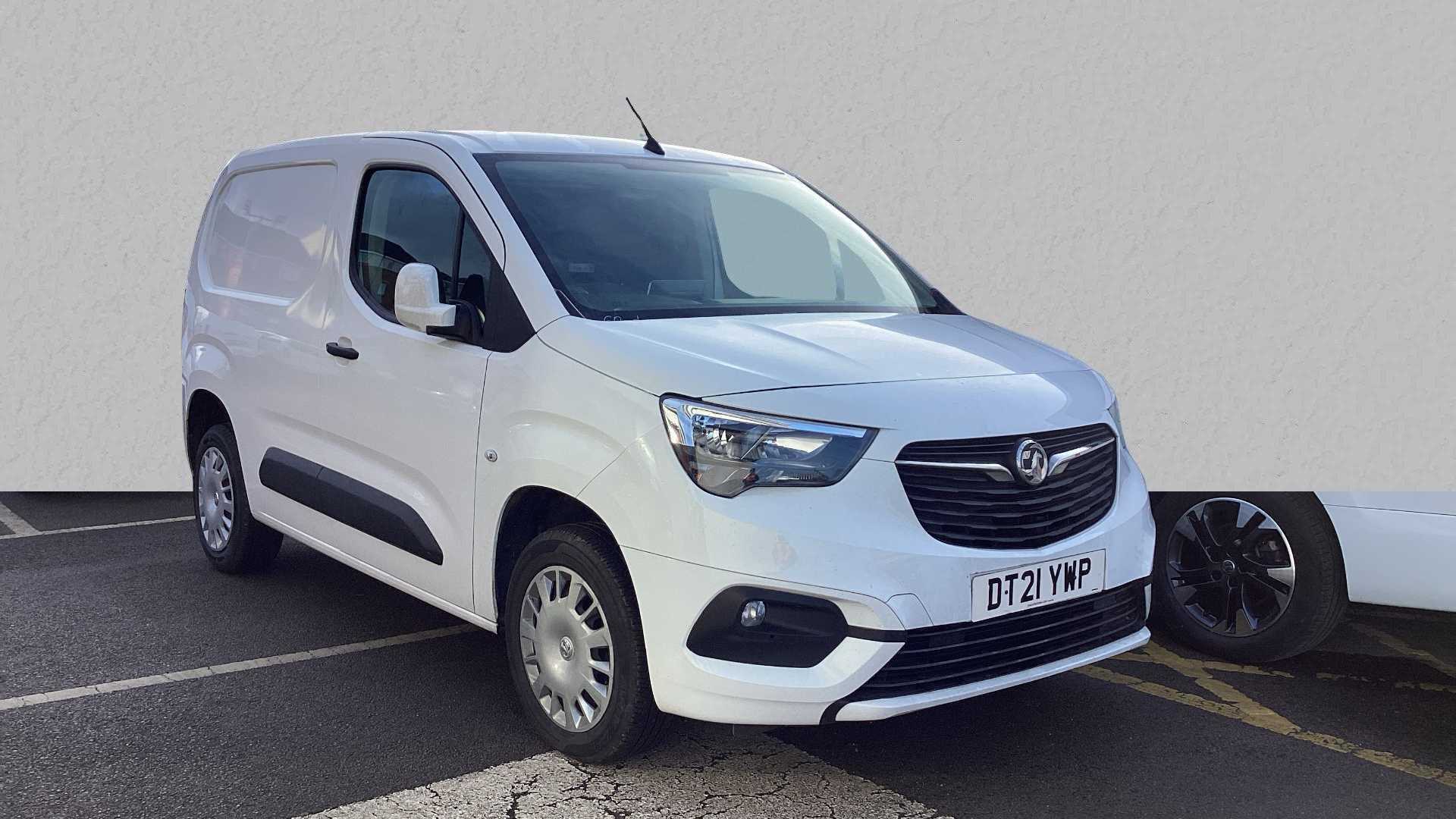 Main listing image - Vauxhall Combo Cargo