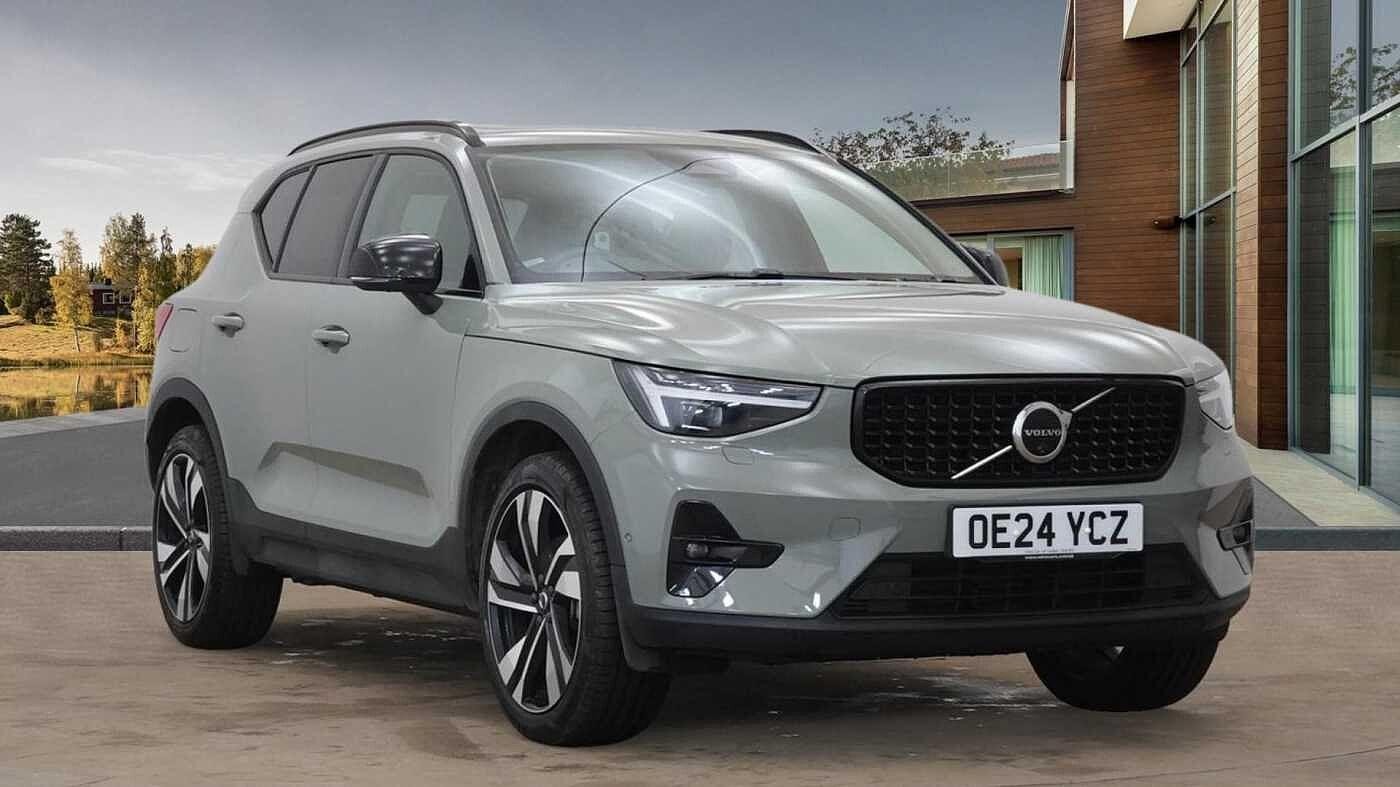 Main listing image - Volvo XC40