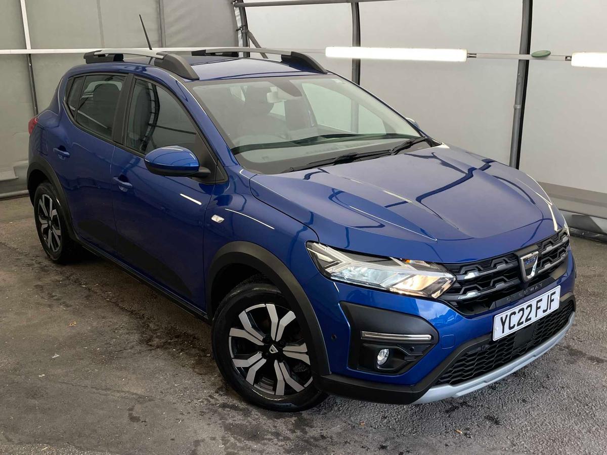 Main listing image - Dacia Sandero Stepway