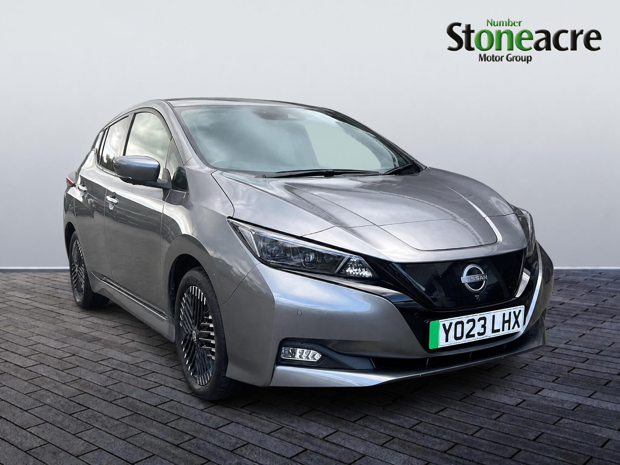 Main listing image - Nissan Leaf