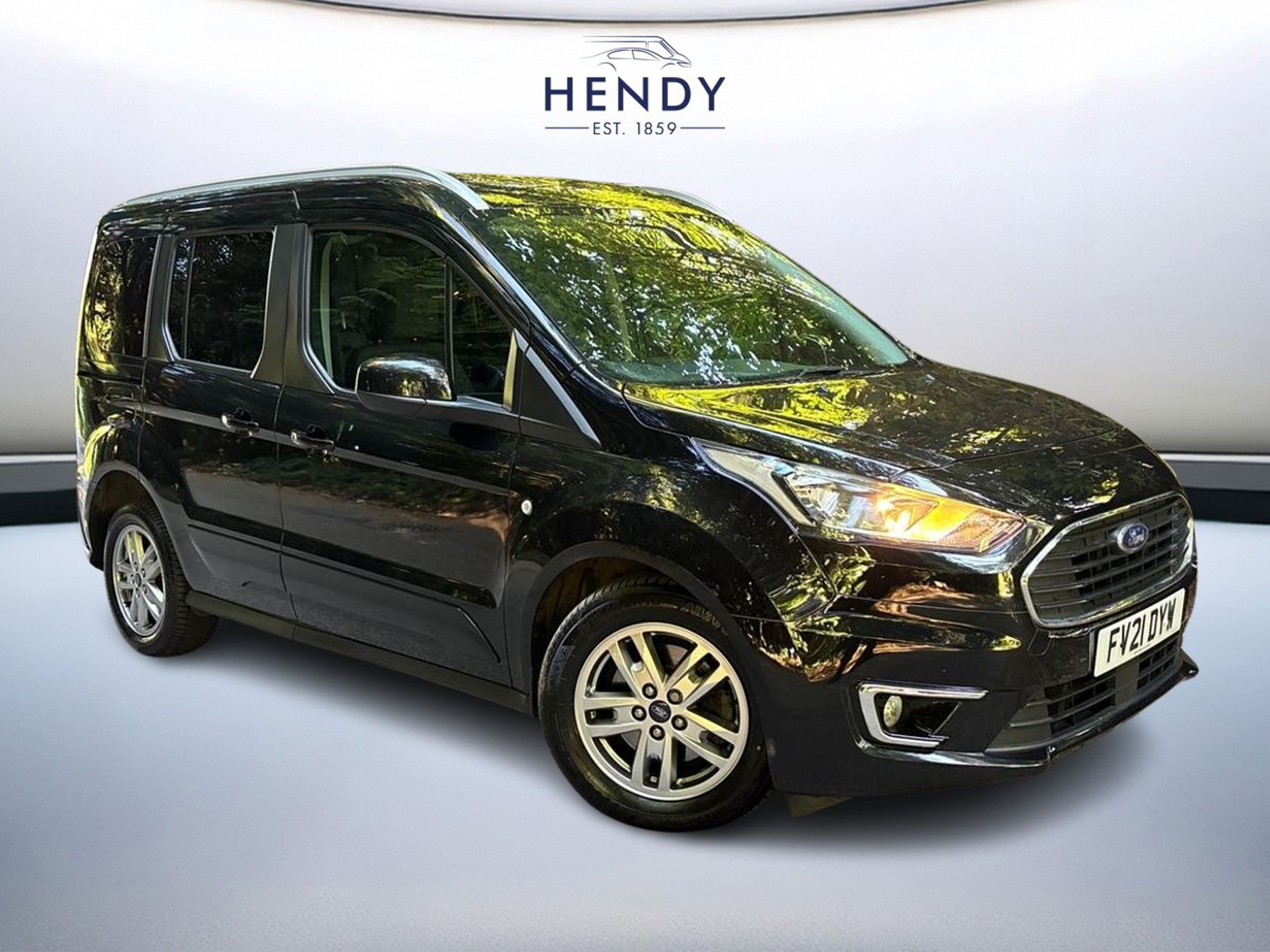 Main listing image - Ford Tourneo Connect