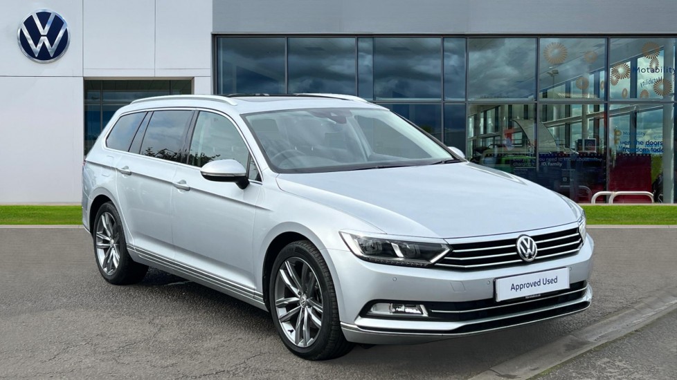 Main listing image - Volkswagen Passat Estate