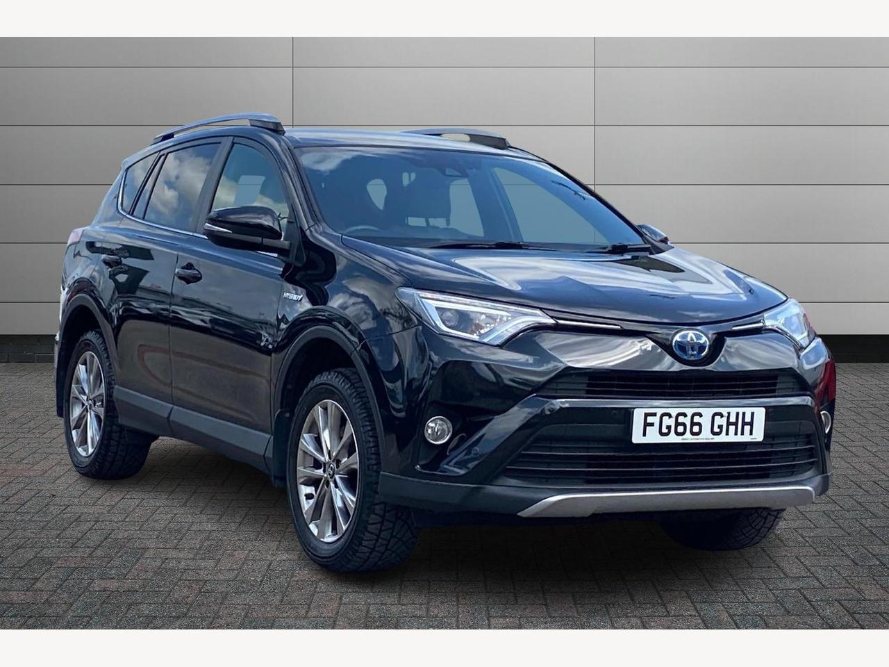 Main listing image - Toyota RAV4