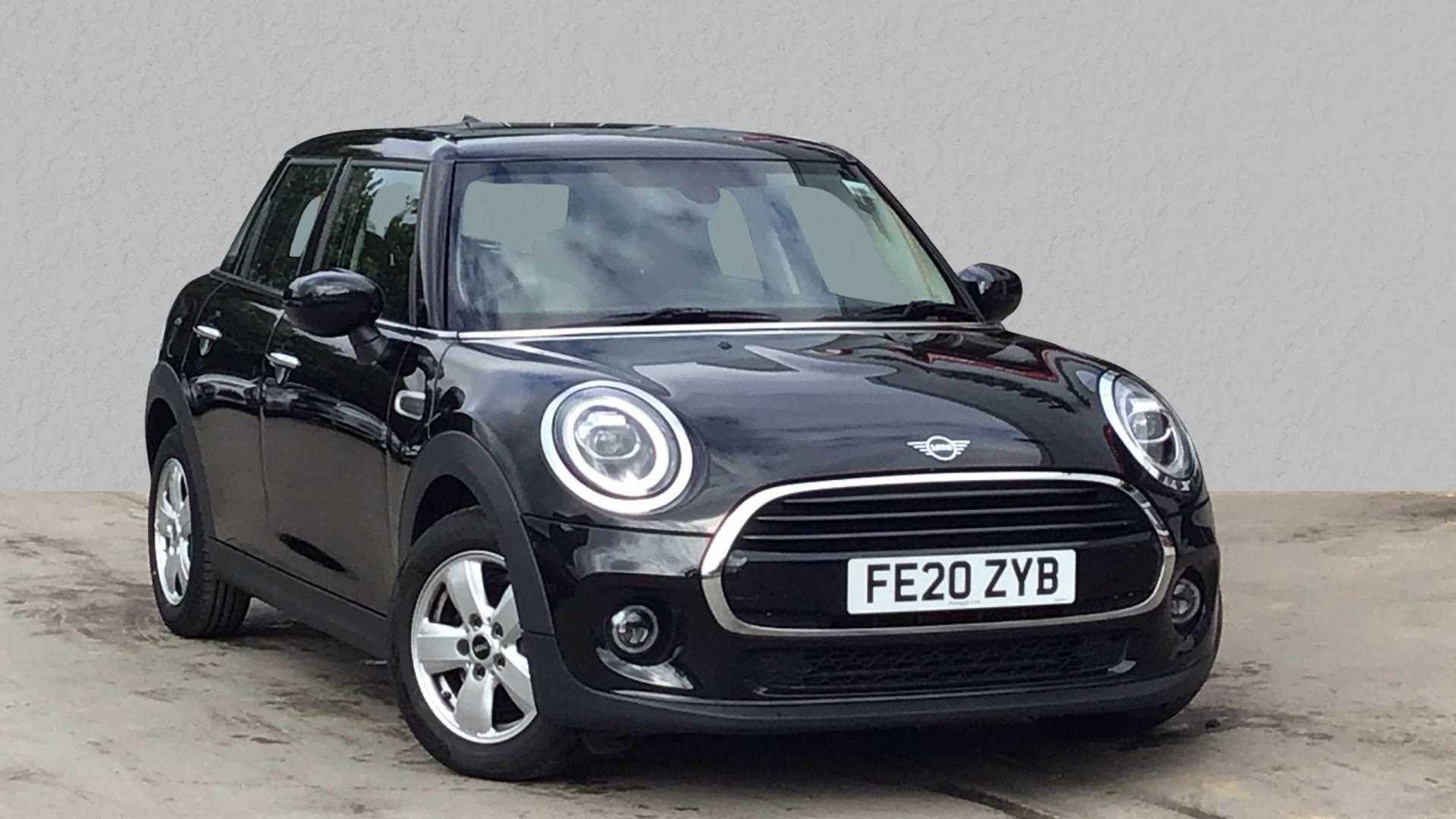 Main listing image - MINI Hatchback 5dr