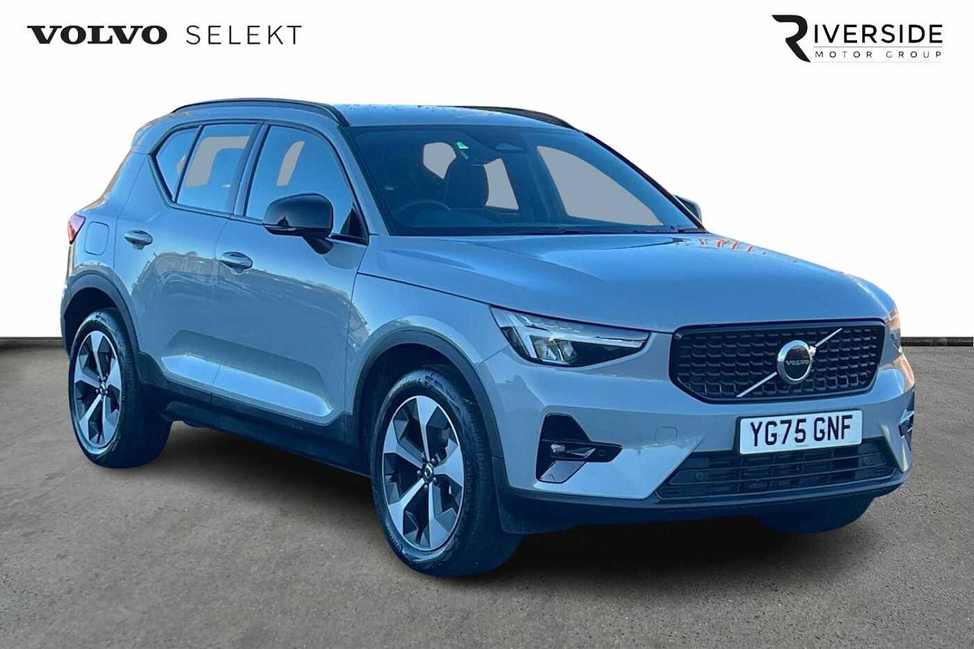 Main listing image - Volvo XC40