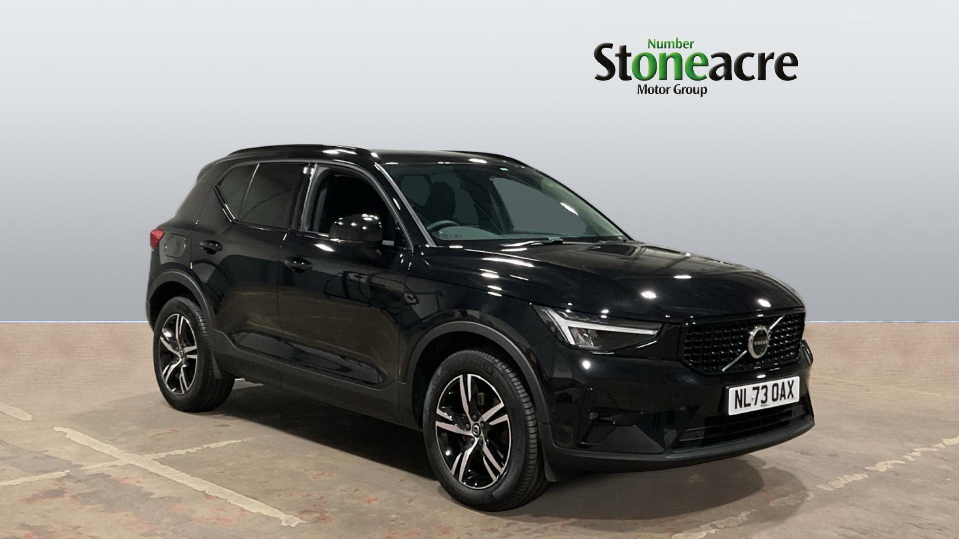 Main listing image - Volvo XC40