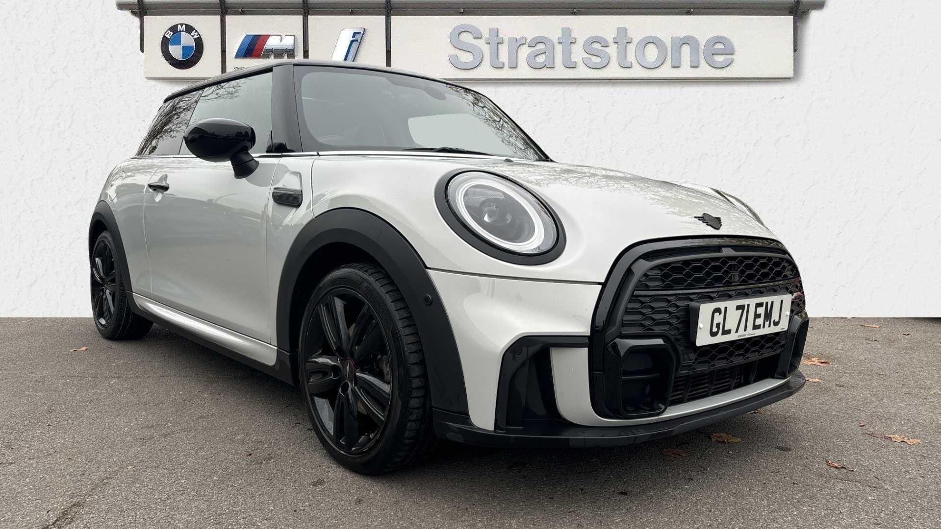 Main listing image - MINI Hatchback