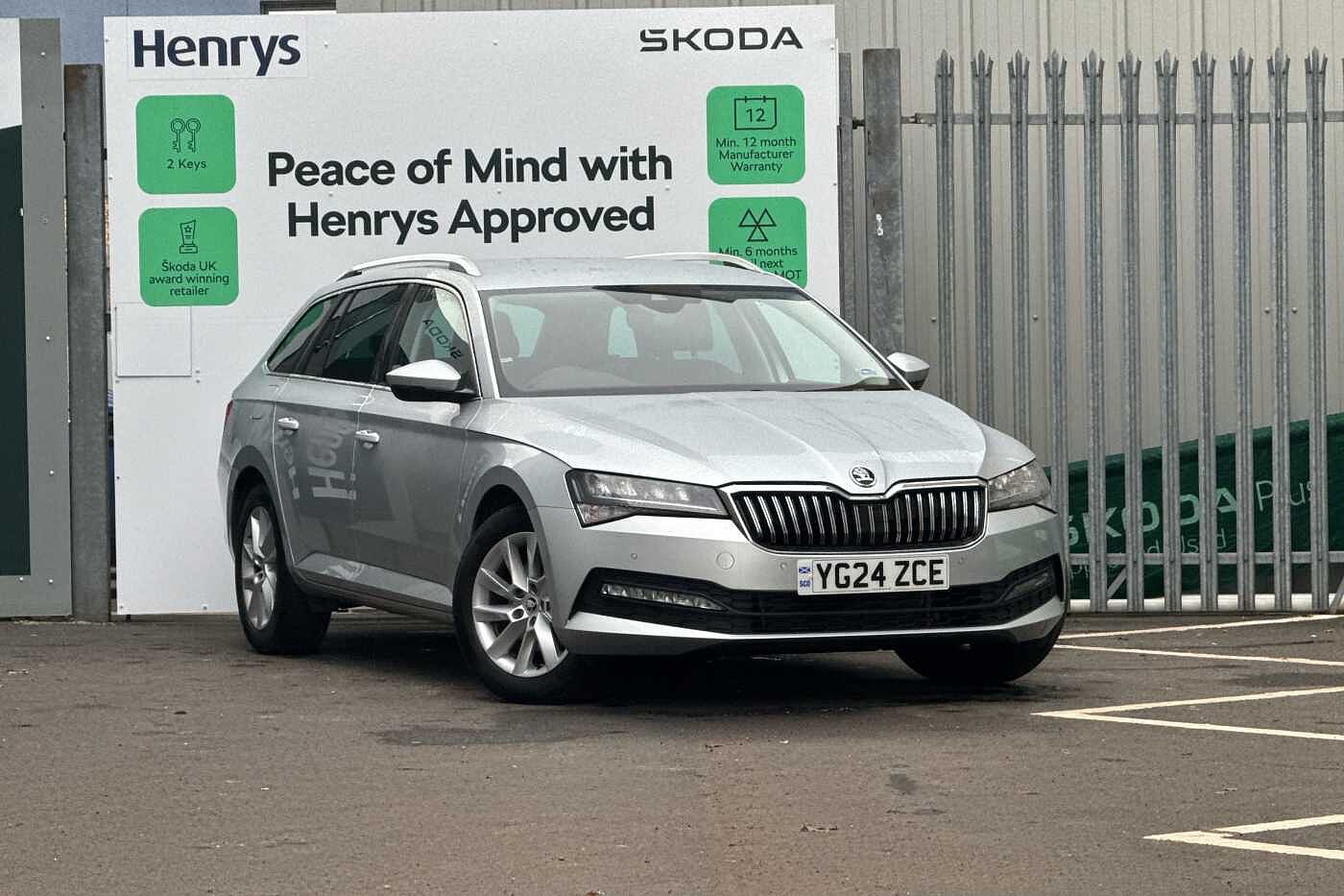 Main listing image - Skoda Superb Estate