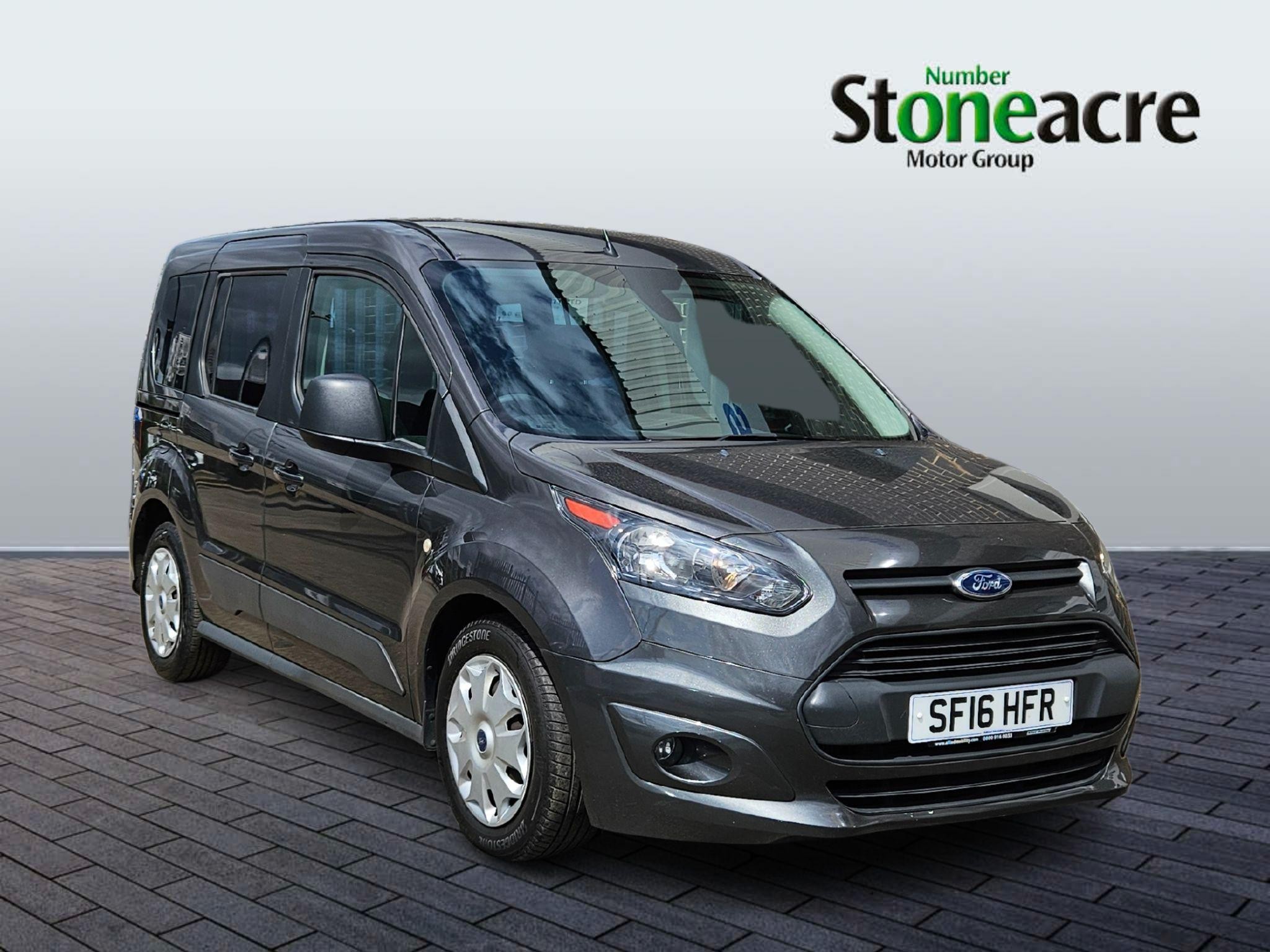 Main listing image - Ford Tourneo Connect