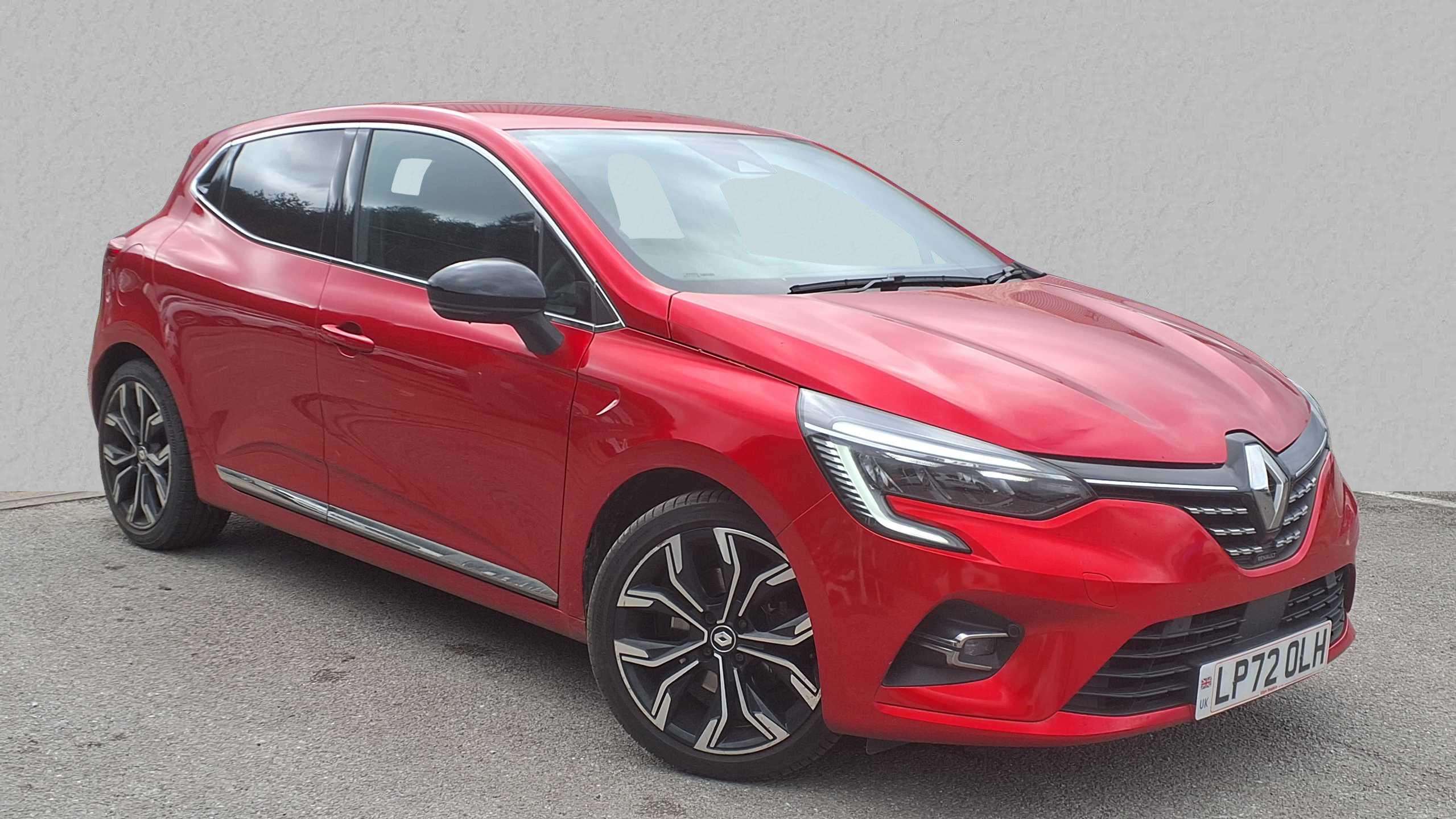 Main listing image - Renault Clio