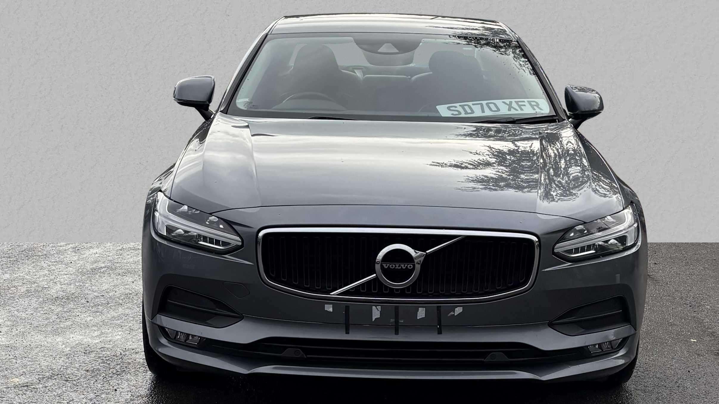 Main listing image - Volvo S90