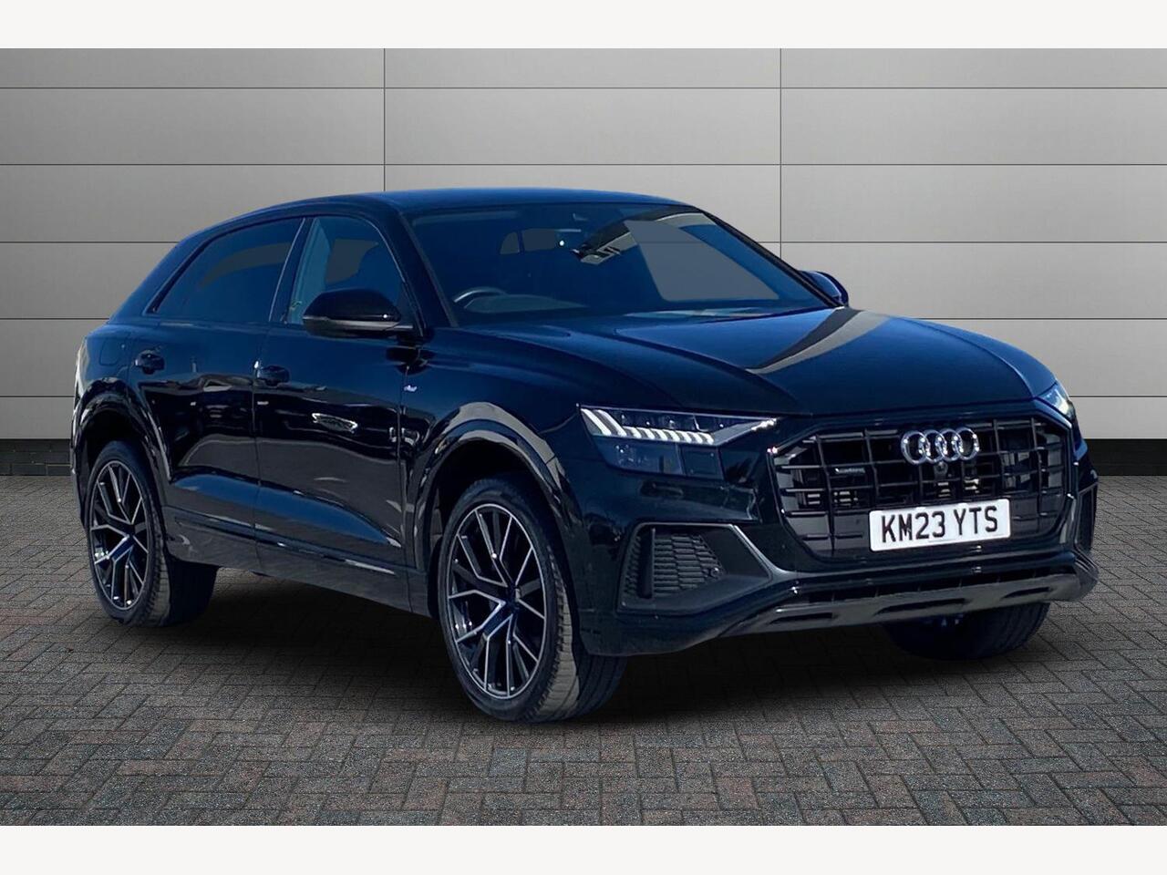 Main listing image - Audi Q8