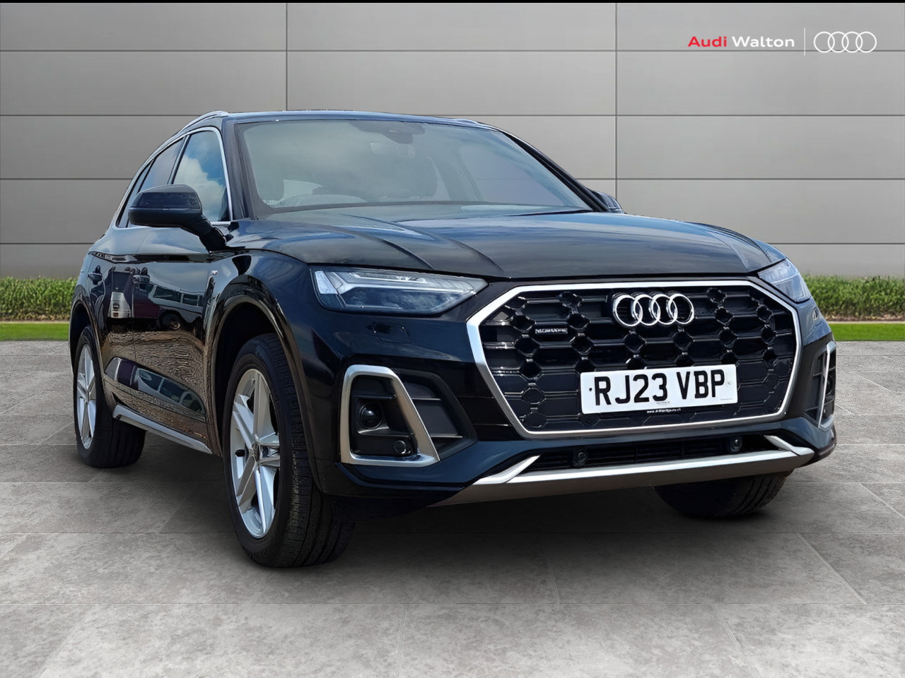 Main listing image - Audi Q5
